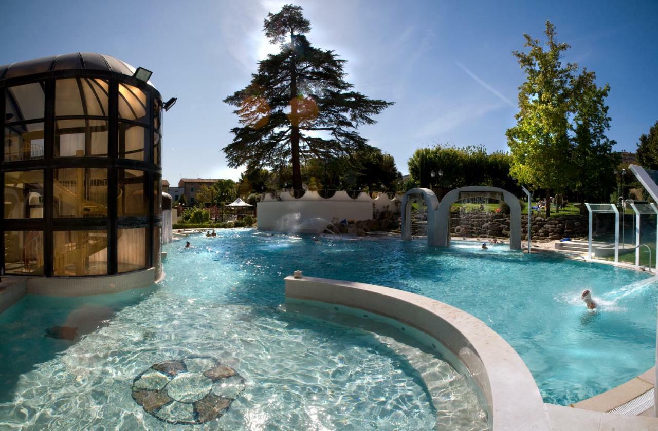 Minerva Apartment Casciana Terme Bagian luar foto